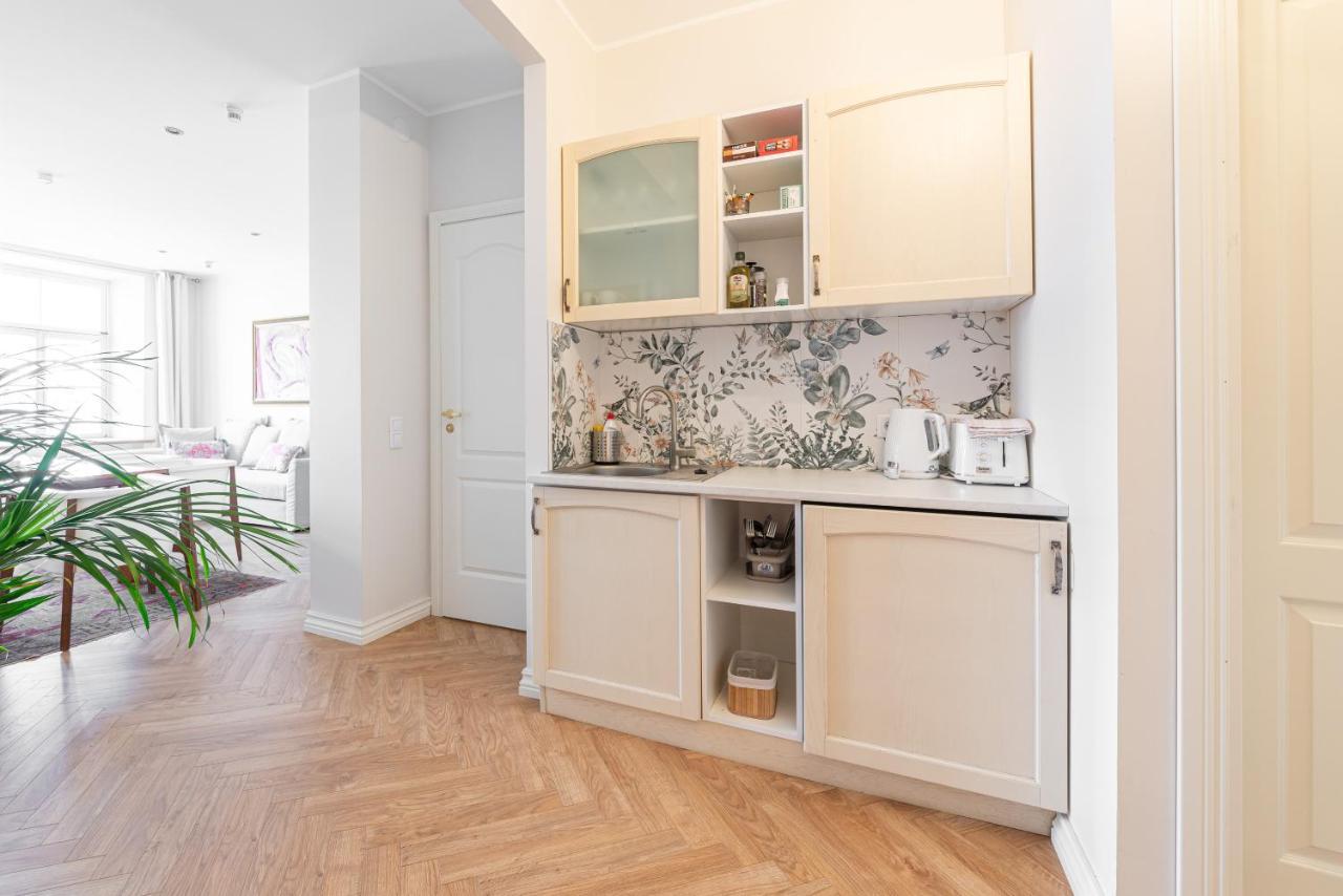 Old Town - Boutique Hall Square Apartment タリン エクステリア 写真