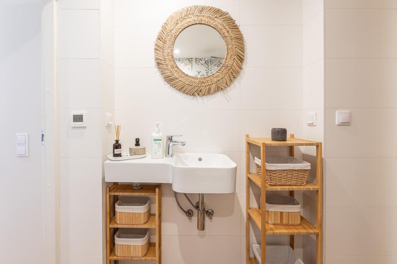 Old Town - Boutique Hall Square Apartment タリン エクステリア 写真